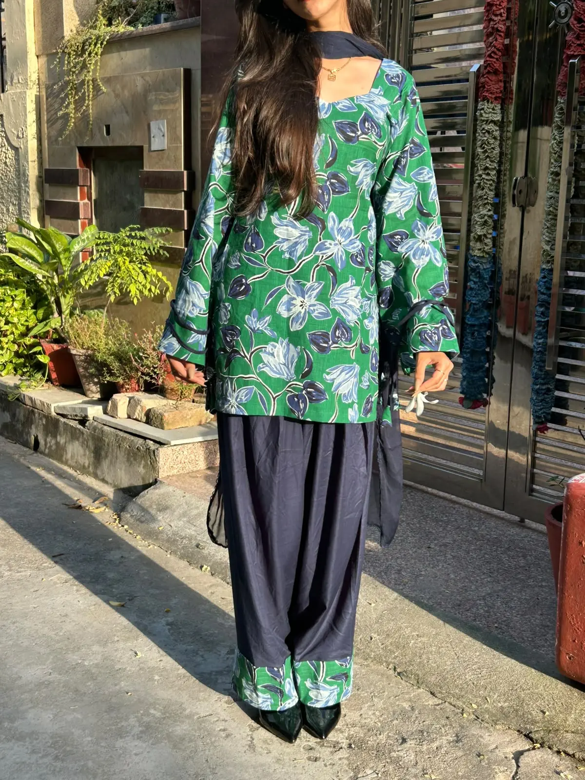 Green Floral Cotton Farshi Suit Set Saanjh Green Floral Cotton Farshi Suit Set with Dupatta